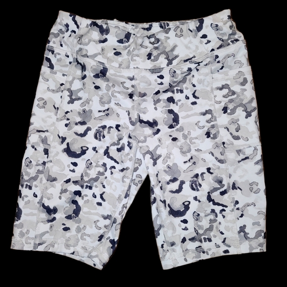 Avia Other - 🌻FREE WITH ANY PURCHASE🌻